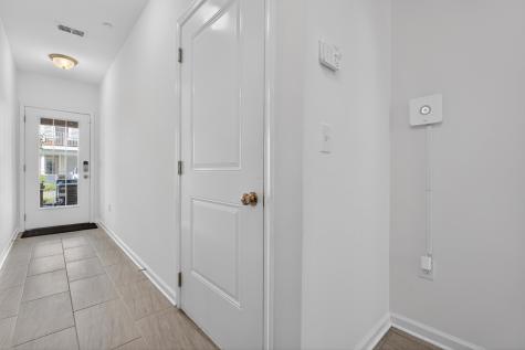 197 Roosevelt Drive Wood-ridge NJ 07075