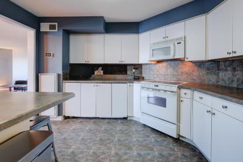 1212 Harmon Cove Tower Secaucus NJ 07094