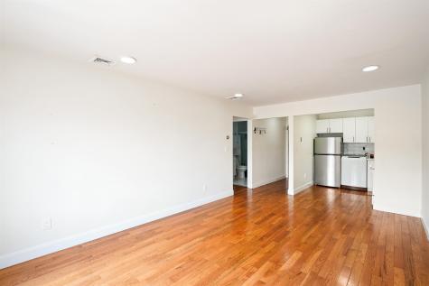 385 Kamena Street Fairview NJ 07022
