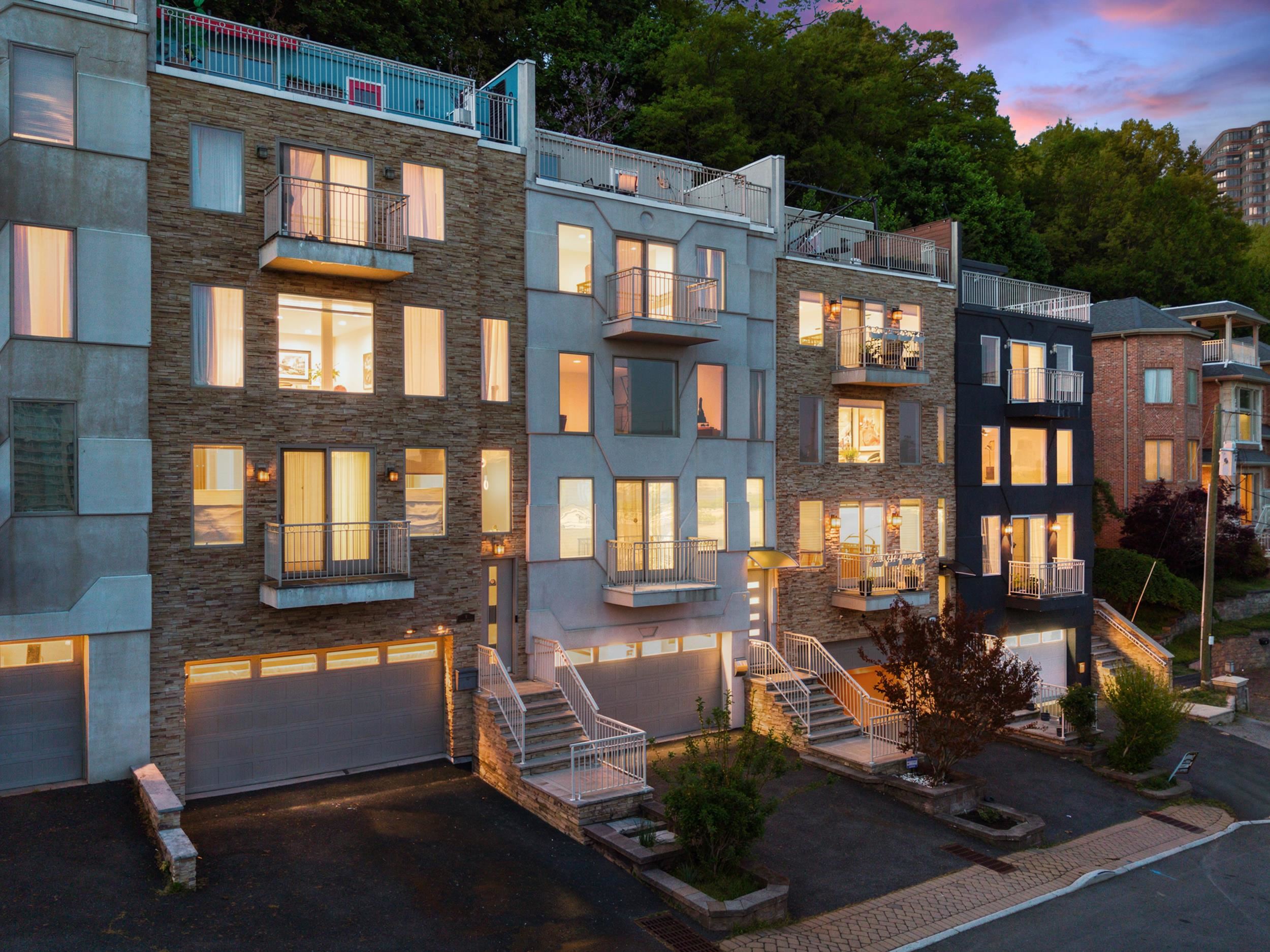 7 Oakdene Terrace Edgewater NJ 07020