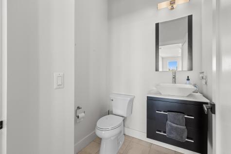 7 Oakdene Terrace Edgewater NJ 07020