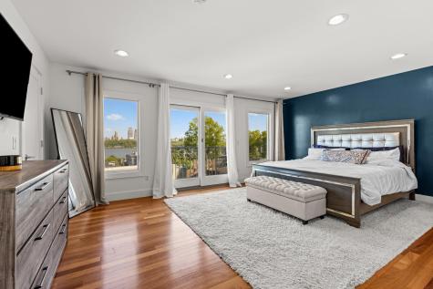 7 Oakdene Terrace Edgewater NJ 07020