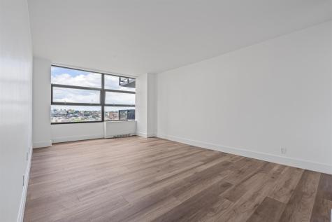 6050 Boulevard East West New York NJ 07093
