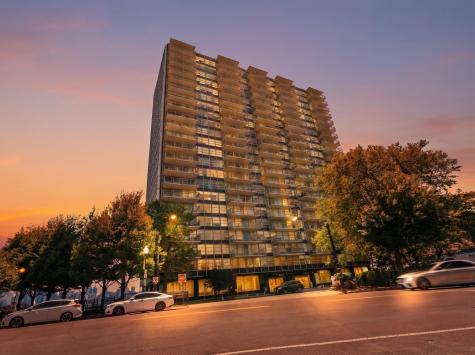 6050 Boulevard East West New York NJ 07093