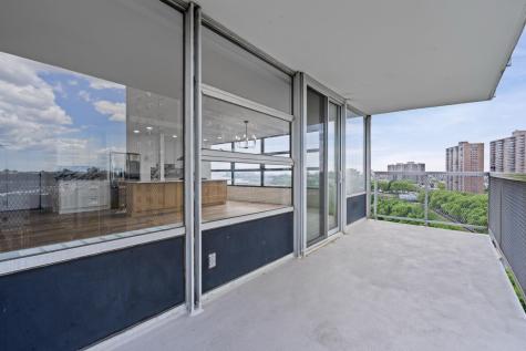 6050 Boulevard East West New York NJ 07093