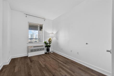 3312 Hudson Avenue Union City NJ 07087