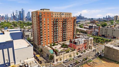 3312 Hudson Avenue Union City NJ 07087