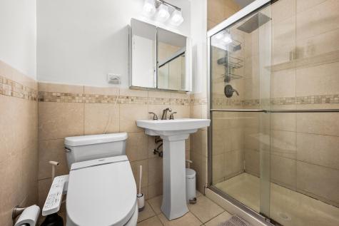 100 Manhattan Avenue Union City NJ 07087