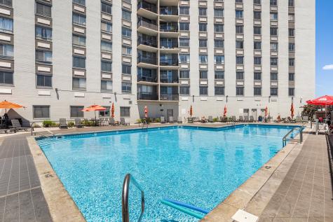 100 Manhattan Avenue Union City NJ 07087