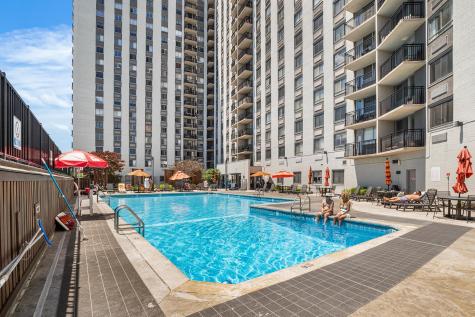100 Manhattan Avenue Union City NJ 07087