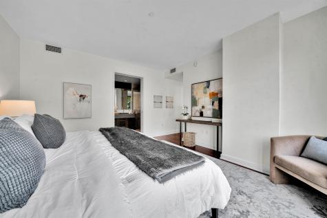 1000 Avenue At Port Imperial Weehawken NJ 07086