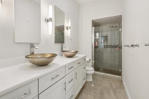 313 Midland Court West New York NJ 07093