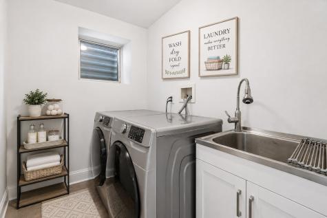 41 Bentley Avenue Jersey City NJ 07304