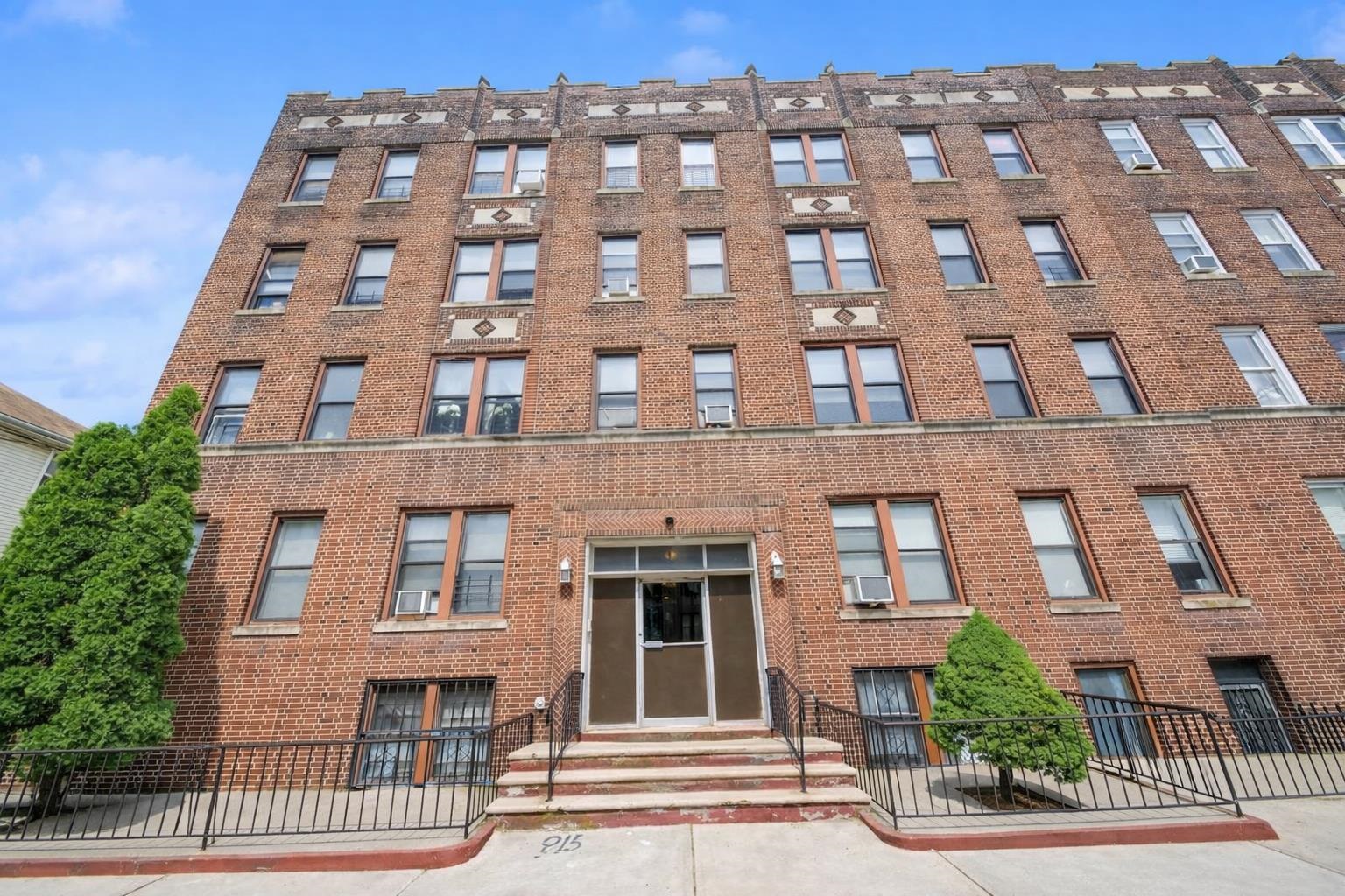 117 Corbin Avenue Jersey City NJ 07306