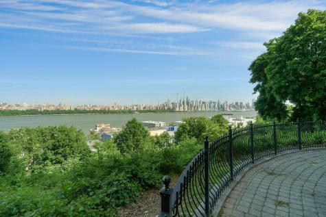 7855 Boulevard East North Bergen NJ 07047
