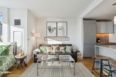 77 Hudson Street Jersey City NJ 07302