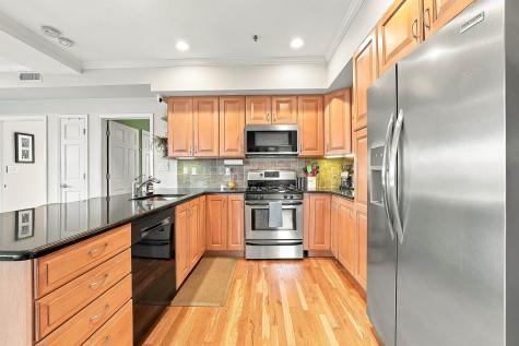 547 Bloomfield Street Hoboken NJ 07030