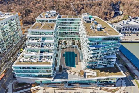800 Avenue At Port Imperial Weehawken NJ 07086
