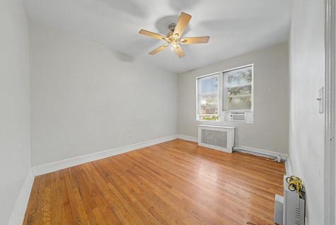 18 74th Street North Bergen NJ 07047