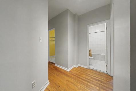 18 74th Street North Bergen NJ 07047
