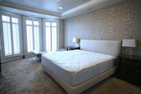 4 Henley Place Weehawken NJ 07086