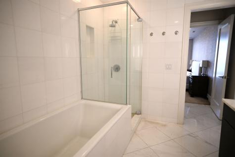 4 Henley Place Weehawken NJ 07086