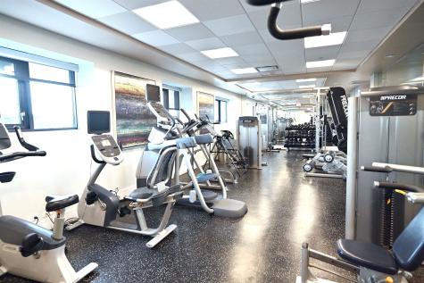 4 Henley Place Weehawken NJ 07086