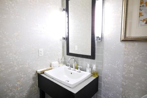 4 Henley Place Weehawken NJ 07086