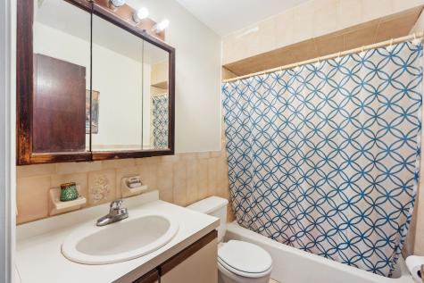 1906 Paterson Plank Road North Bergen NJ 07047