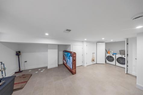 155 Laidlaw Avenue Jersey City NJ 07306