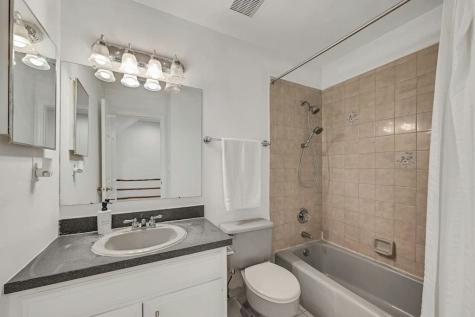 456 9th Street Hoboken NJ 07030
