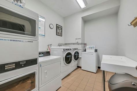456 9th Street Hoboken NJ 07030