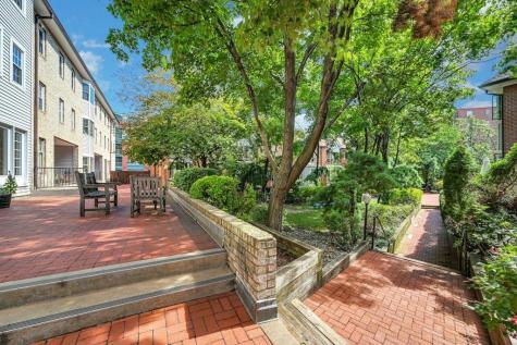 456 9th Street Hoboken NJ 07030