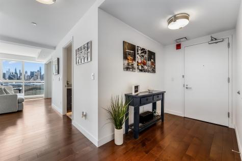 800 Avenue At Port Imperial Weehawken NJ 07086