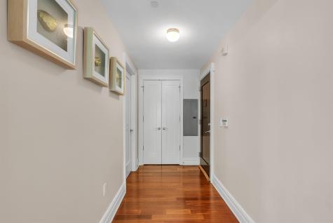 31 Cambridge Way Weehawken NJ 07086