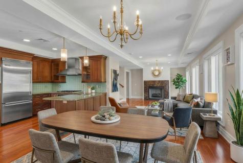31 Cambridge Way Weehawken NJ 07086