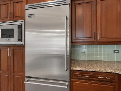 31 Cambridge Way Weehawken NJ 07086
