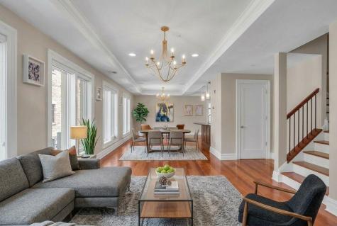 31 Cambridge Way Weehawken NJ 07086