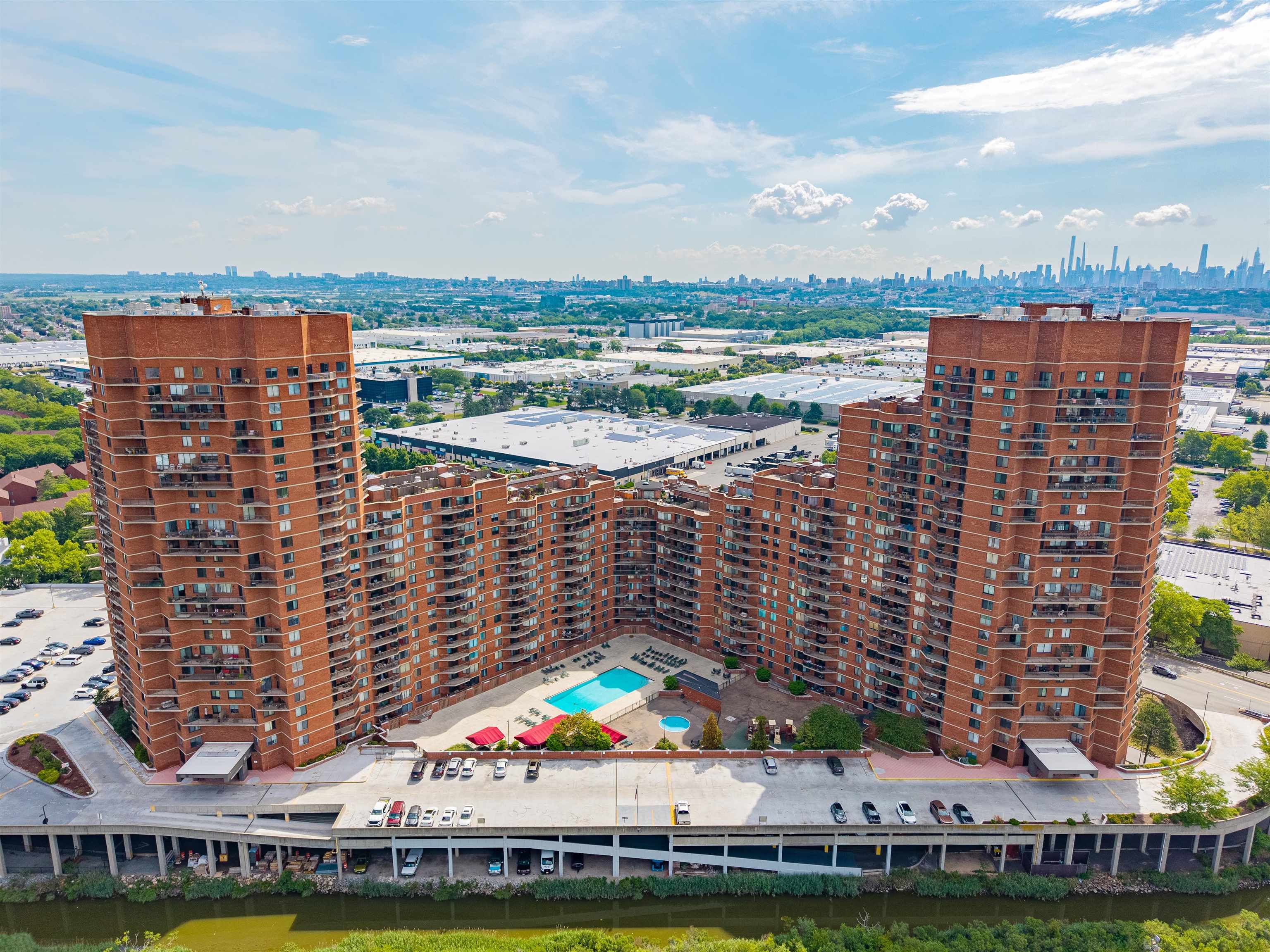 2006 Harmon Cove Tower Secaucus NJ 07094