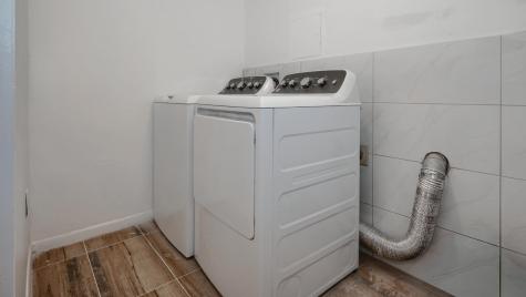 2140 Harmon Cove Tower Secaucus NJ 07094
