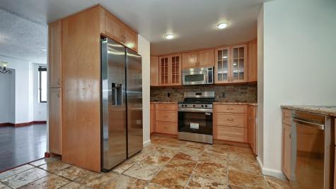 2140 Harmon Cove Tower Secaucus NJ 07094