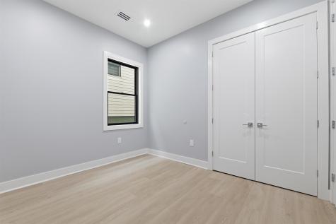 389 Virginia Avenue Jersey City NJ 07304