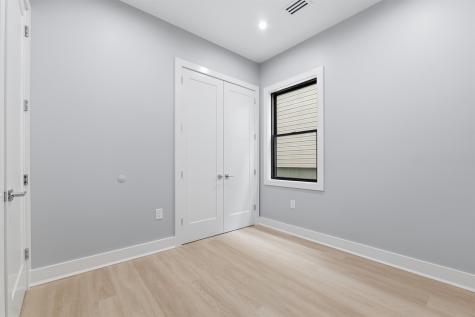 389 Virginia Avenue Jersey City NJ 07304