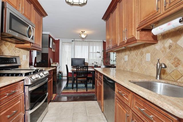 6040 Boulevard East West New York NJ 07093