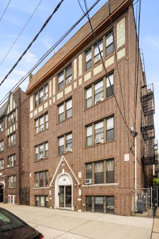 118 Corbin Avenue Jersey City NJ 07306
