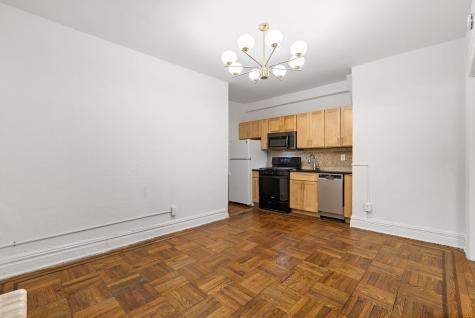118 Corbin Avenue Jersey City NJ 07306