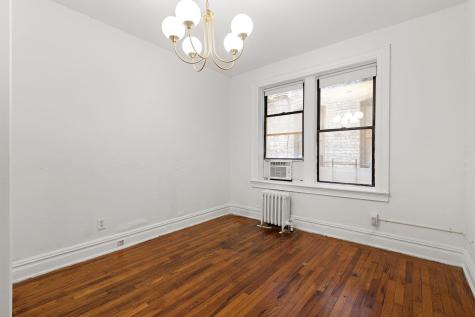 118 Corbin Avenue Jersey City NJ 07306