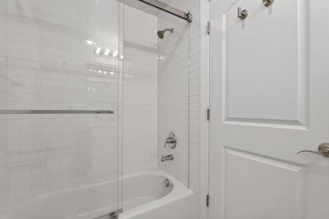 512 4th Street Union City NJ 07087