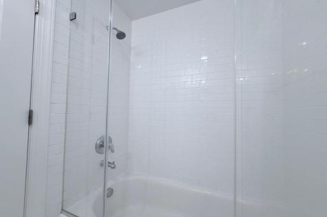512 4th Street Union City NJ 07087