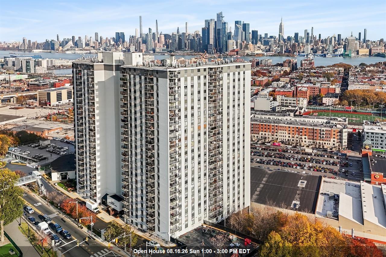 100 Manhattan Avenue Union City NJ 07087